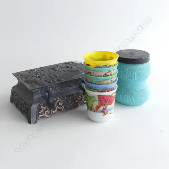 (70) JAPANESE CAST IRON I STAND, 5SMSNOW WHITE PLASTIC CUPS & 'KAMILLEN' PLASTIC JAR