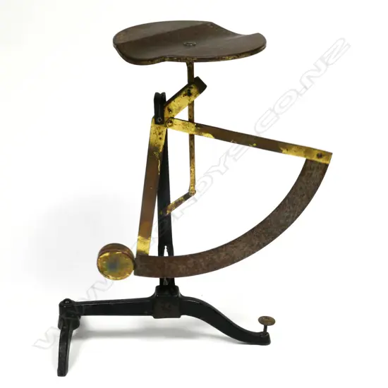 German Steel Pendulum Balance, “M”