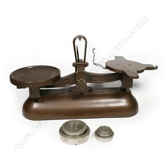 Vintage Cast Iron Postal Scales, manufactured by W & T Avery, London.