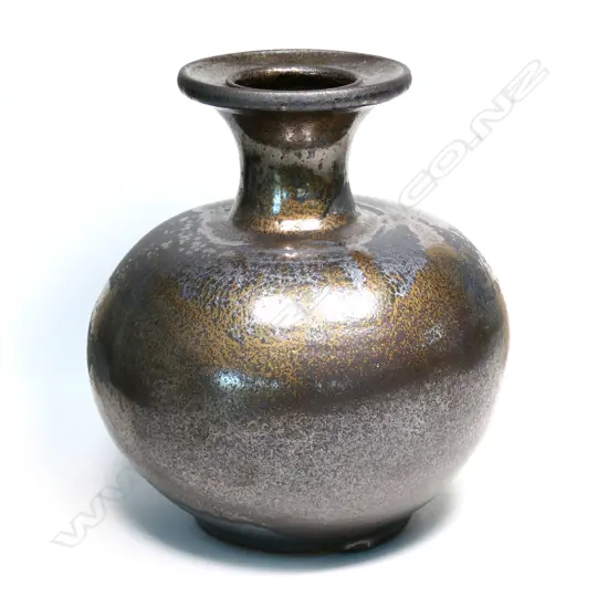 Graeme Storm stoneware vase