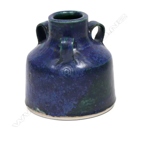 Graeme Storm porcelain pot