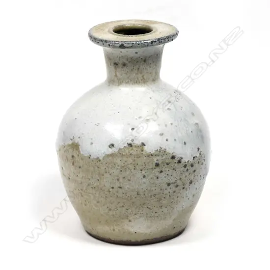 Graeme Storm stoneware vase