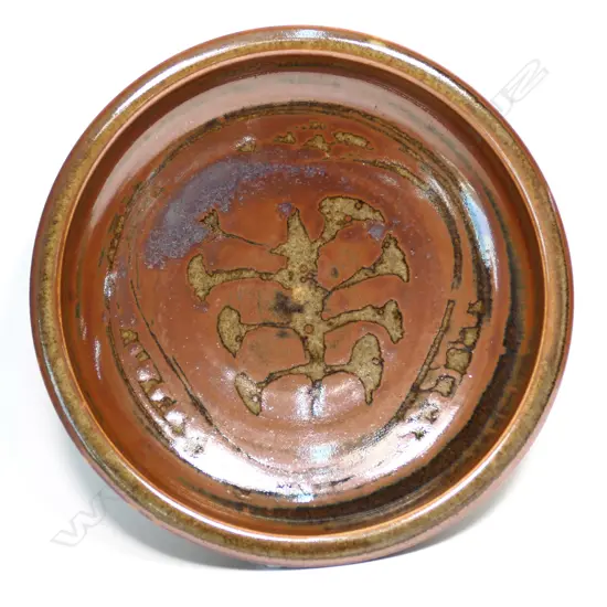 Crewenna Pottery (Harry & May Davis) porcelain bowl