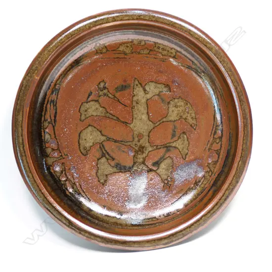 Crewenna Pottery (Harry & May Davis) porcelain bowl