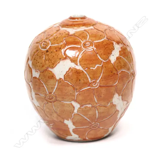 Graeme Storm stoneware spherical specimen vase