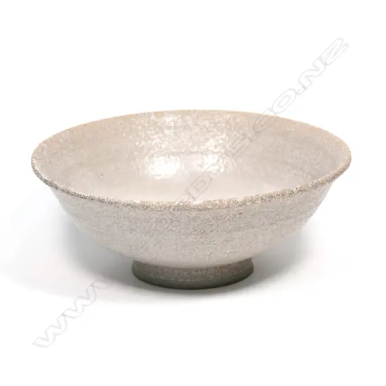 Graeme Storm stoneware footed bowl