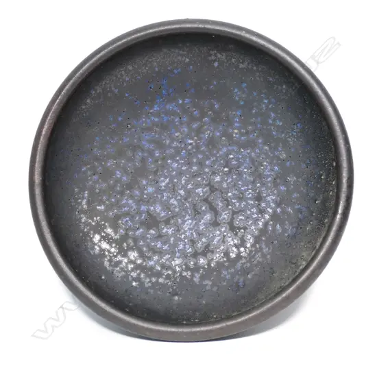 Graeme Storm stoneware shallow bowl