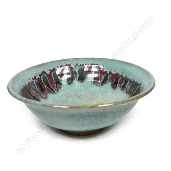 Graeme Storm stoneware bowl