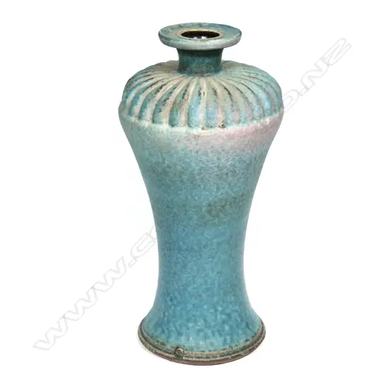 Graeme Storm baluster vase