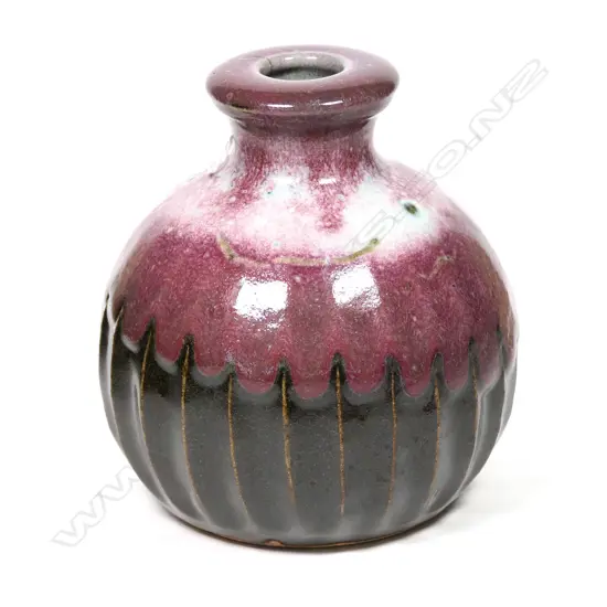 Graeme Storm stoneware vase