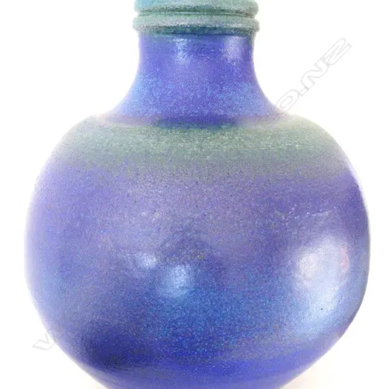 Graeme Storm stoneware spherical vase