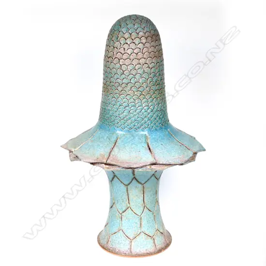 Graeme Storm stoneware sculpture