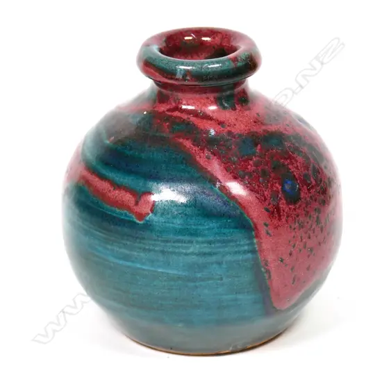 Graeme Storm stoneware spherical vase