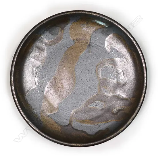 Graeme Storm stoneware large shallow bowl