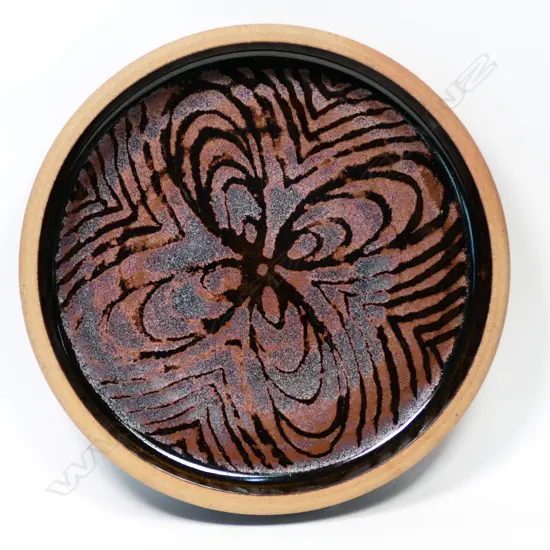 Graeme Storm stoneware circular dish