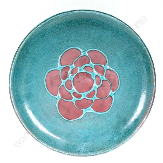 Graeme Storm stoneware circular dish