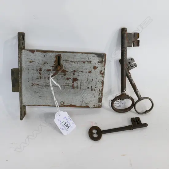 VINTAGE PRISON DEADLOCK w KEY & 3 OLD KEYS