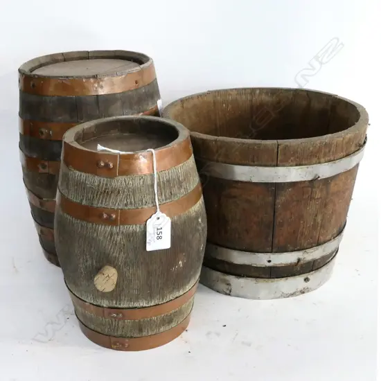 2 SMALL COOPERED BARRELS & HALF BARREL H.260mm