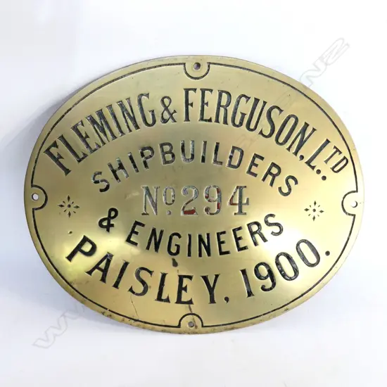 (M61) OVAL BRASS 'FERGUSSON & FERGUSSON LTD, SHIP BUILDERS  No.294 -1900' PLAQUE L.290mm