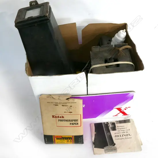 ZEISS HELINOX ENLARGING PRINTER, PHOTOGRAPHIC PAPER & LIGHTS