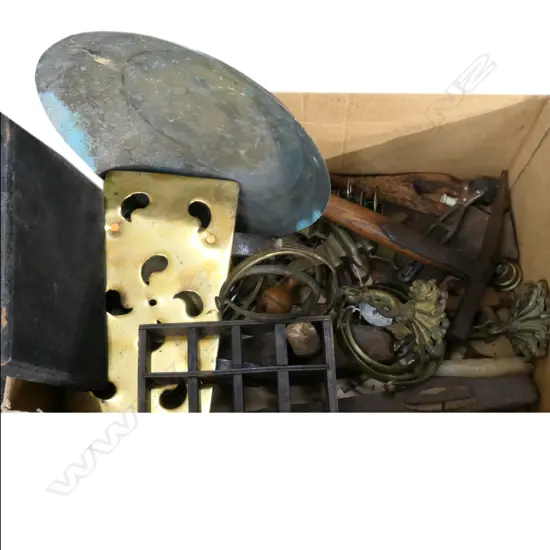 BOX - BRASS FITTINGS ETC