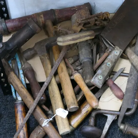 LGE QTY SHIPWRIGHT'S TOOLS INCL CAULKING HAMMERS, SPOKESHAVES, ETC.