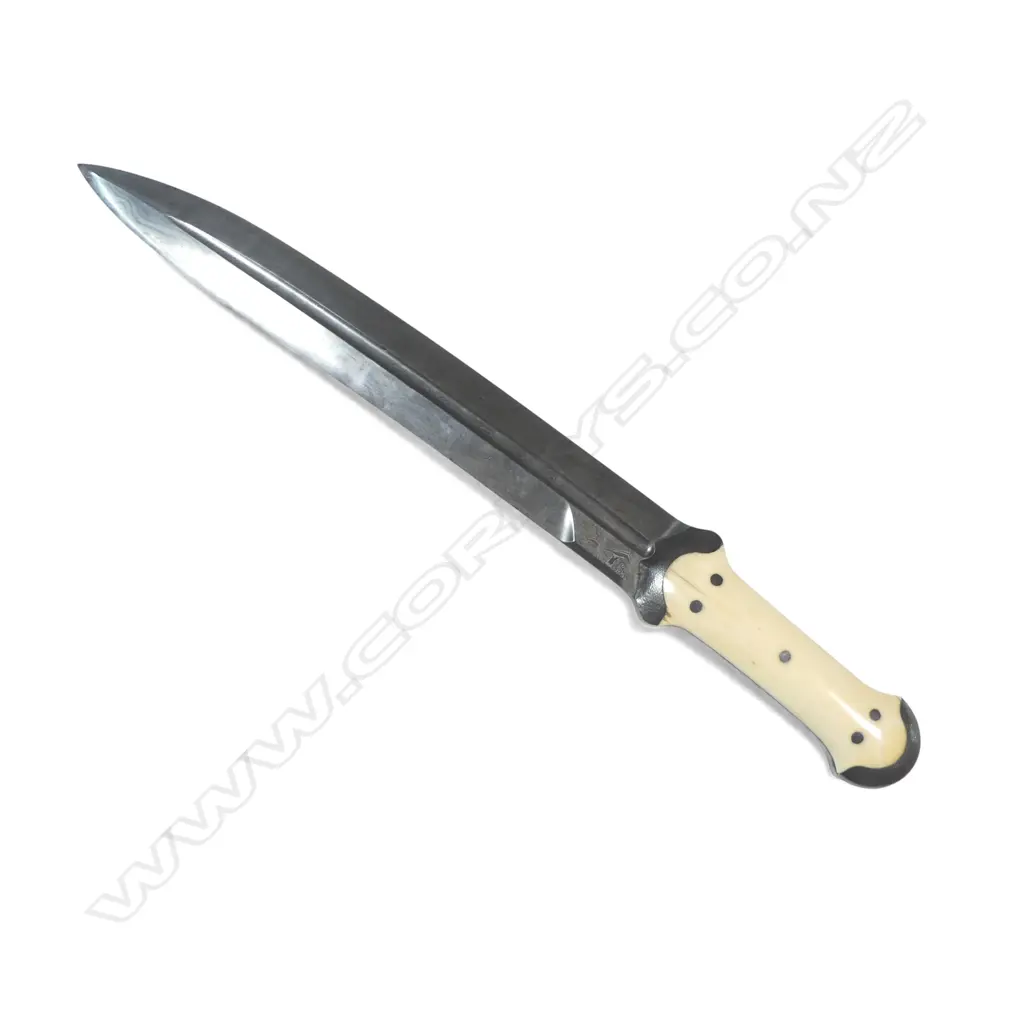 Large double-edged fine-Damascus steel knife of kindjal influenced design with ivory scales, Image 1++