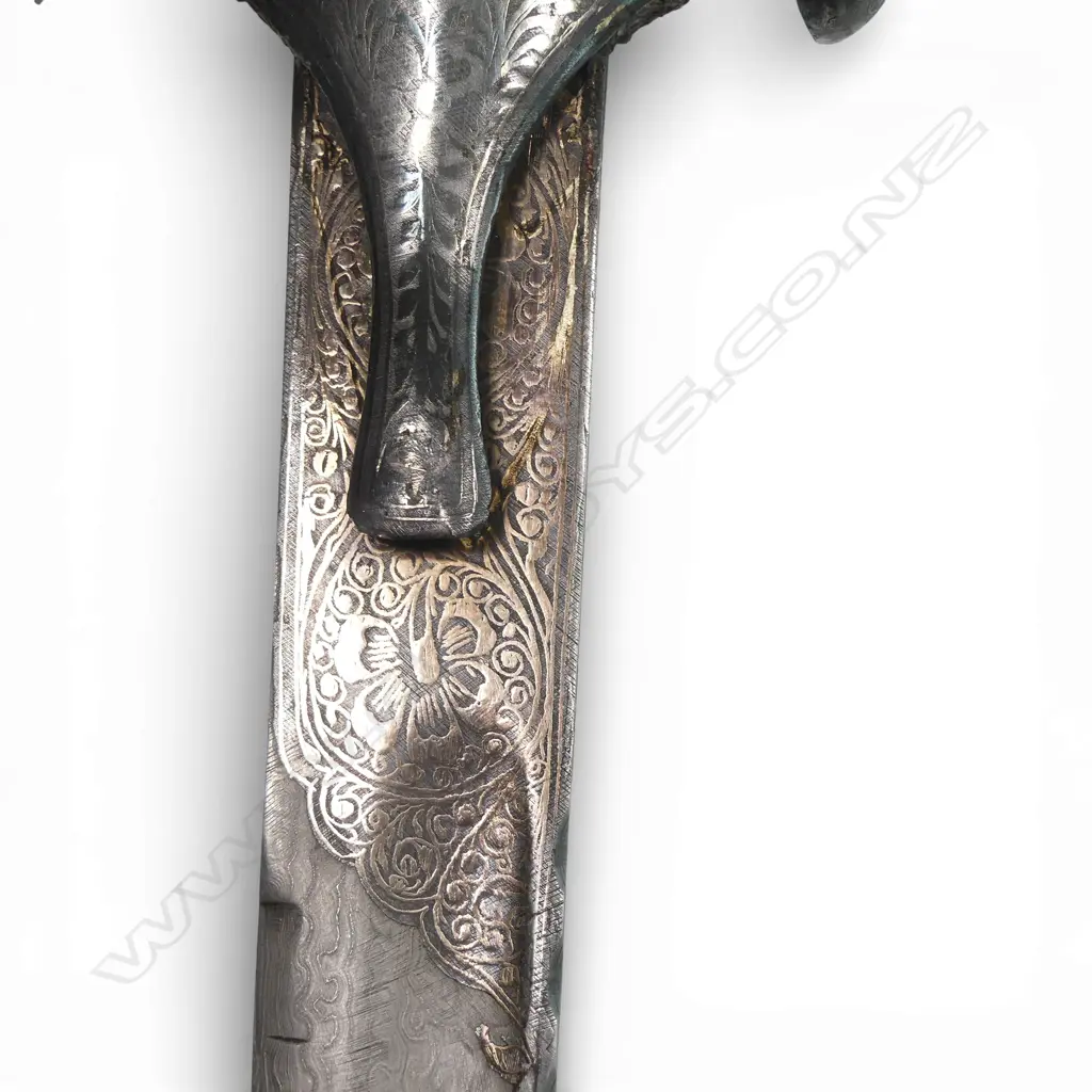 Tulwar/Shamshir Sword with 30" curved and fullered wootz steel blade, Image 1++