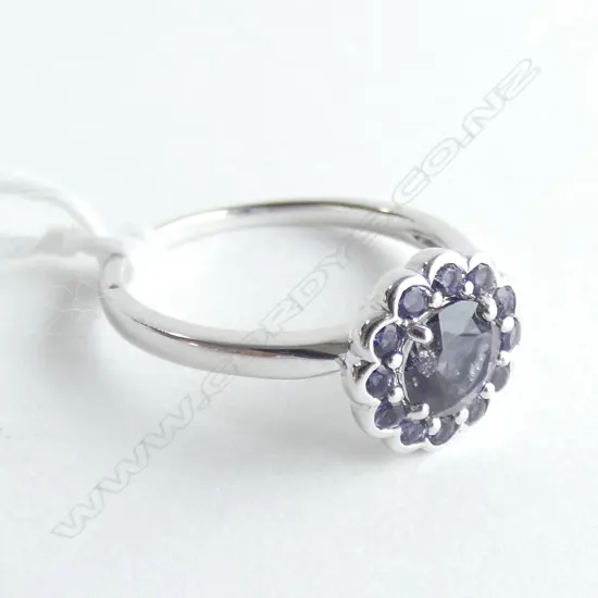 9CT WHITE GOLD & BLUE STONE RING IOLITE? SAPPHIRE?
