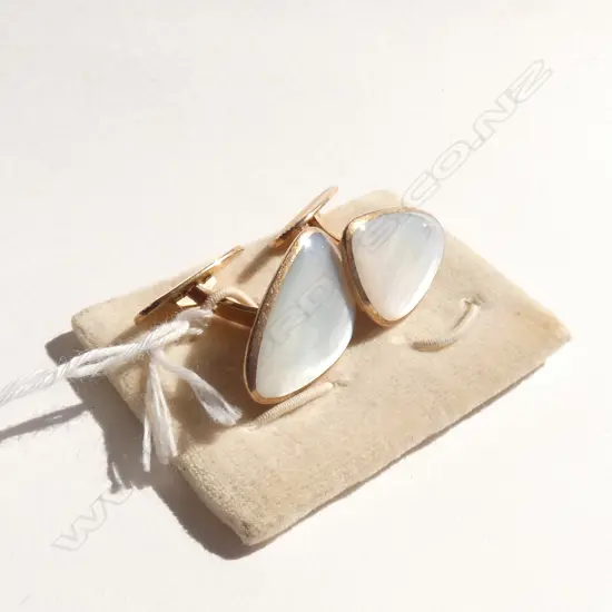 ROLLED GOLD & MOTHER OF PEARL CUFFLINKS 