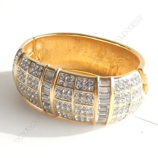 COSTUME GOLD & DIAMANTE BRACELET