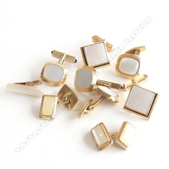 4 PRS VINTAGE MOP CUFFLINKS & TIE CLIP