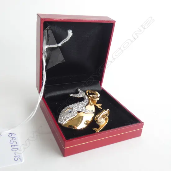 DIAMANTE WHALE BROOCH AND EARRING SET