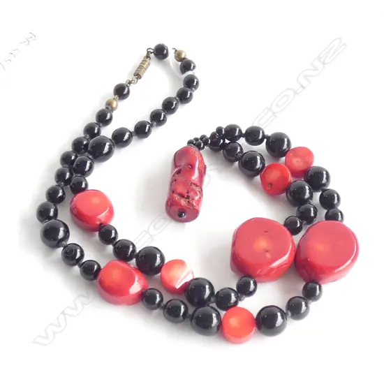 RED CORAL & BLACK GLASS NECKLACE