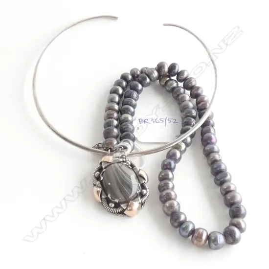 2 NECKLACES; DARK PEARL AF & STG & AGATE