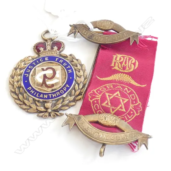 2 SILVER GILT MEDALS 34 GRAMS 