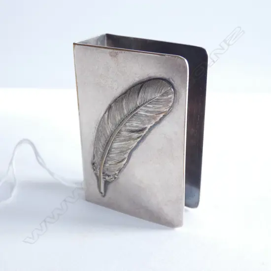 DAVID FEINSTEIN SILVER MATCHBOX HOLDER EMBOSSED WITH FEATHER C1910-25