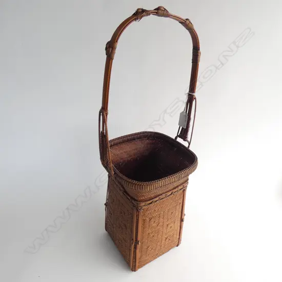 FINELY WOVEN IKEBANA BASKET