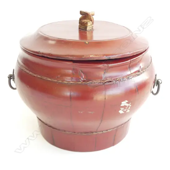 OLD RED WOODEN LIDDED CONTAINER DIA. 230 H. 180MM