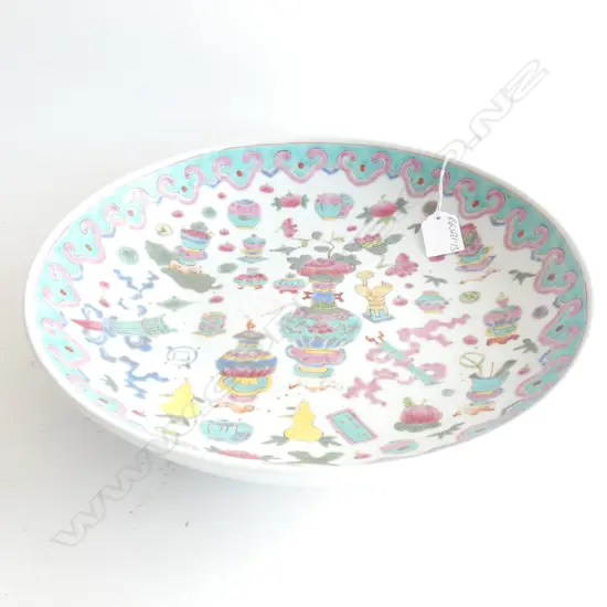 (19997) CHINESE FAMILLE ROSE SHALLOW BOWL Dia.300mm