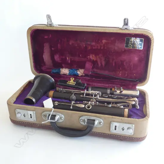 A SELMAR ENGLISH 'STEEL EBONITE' CLARINET, IN CASE