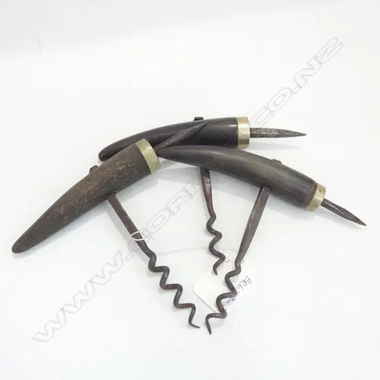 3 OLD HORN SHAPED CORKSCREWS