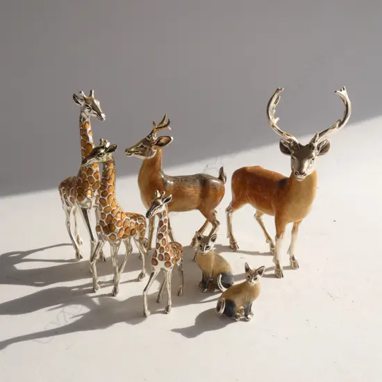 ASSORTED ENAMEL AND METAL ANIMALS