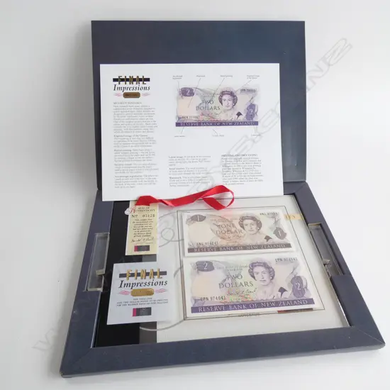 FOLDER OF FINAL ONE & TWO DOLLAR NZ NOTES PRINTED 