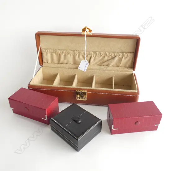 4 JEWELLERY DISPLAY BOXES L.295mm