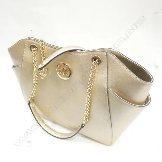 MICHAEL KORS GOLD HANDBAG