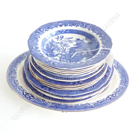 14 ASST BURLEIGH WARE WILLOW PATTERN PLATES + 1 OTHER 