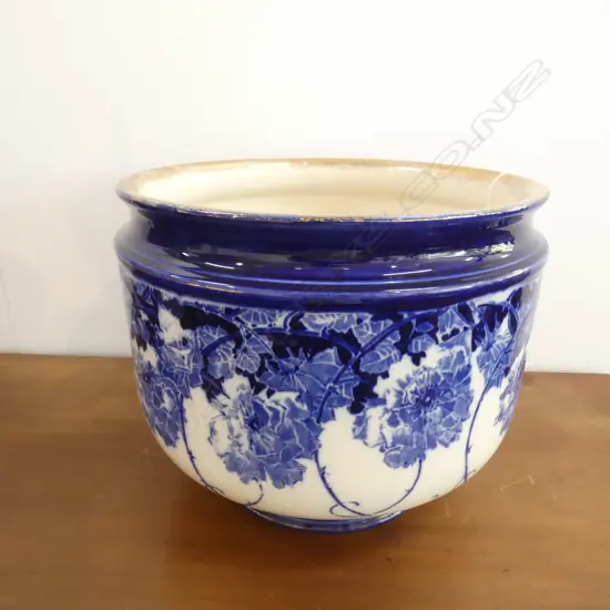 ROYAL DOULTON JARDINERE...