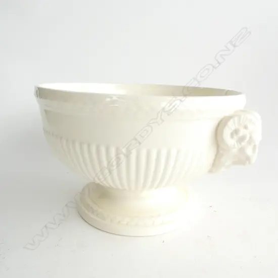 WEDGWOOD WHITE EDME FOOTED BOWL - RAMS HEAD HANDLES H. 140 DIA 215MM