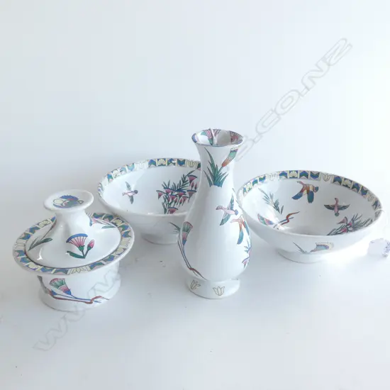 4 PCS LANDS END POTTERY - VASE / 2 BOWLS (DIA 160MM)  & COVERED DISH 